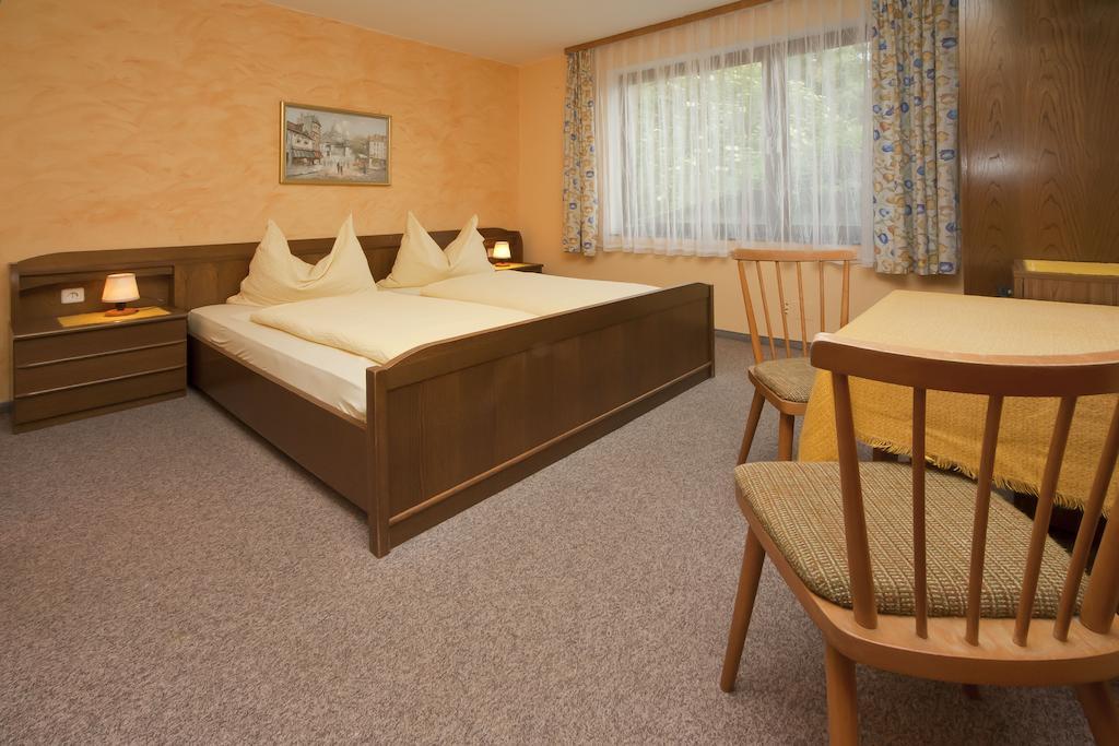 Haus Fischer Velden am Wörthersee Habitación foto